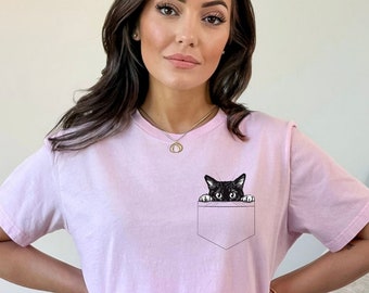 Cute Cat Shirt Cat in pocket Tee Gift for Cat Lovers Cat Owner Gift Mom Faux Pocket Tee Kitten T-Shirt Funny Cat Tshirt