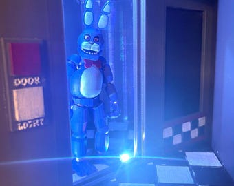 Limited - Five Nights at Freddy’s, LED Bonnie Security door diorama