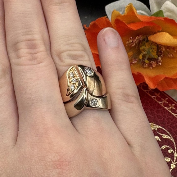 18k Two-Tone Diamond Ring - image 6