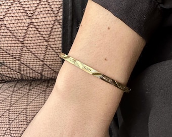 18k Yellow Gold Bangle Bracelet