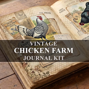 Puede incluir: Un kit de diario abierto con páginas impresas que muestran ilustraciones de pollos, escenas de granja y texto que incluye Prize Poultry Feed, Est. 1920 y Daily Egg Count. Las páginas tienen un aspecto de papel envejecido en tono sepia con patrones de malla.