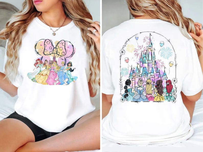 Camiseta con el Castillo de las Princesas Disney, Sudadera Comfort Colors con Bella, Ariel, Cenicienta, Jazmín, Aurora y Blancanieves. Regalo mágico, ideal para las fiestas. imagen 2