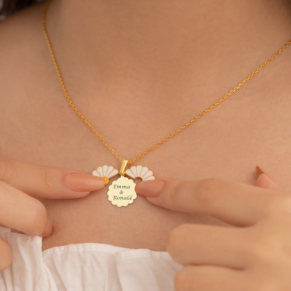 14K Gold Personalized Daisy Name Necklace Gift for Mom Her, Custom Flower Pendant, Floral Monogram Jewelry by Alice, AL1DN