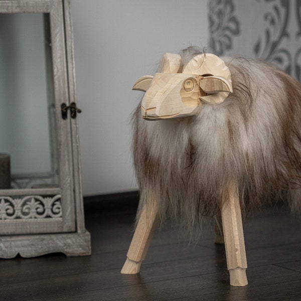 Schafsfell-Ottomane en forme eines Lammes| Fußbank aus natürlichem Schafsfell| Handgefertigte Schafsfell-Pouffe Premium Peau de mouton bouclée