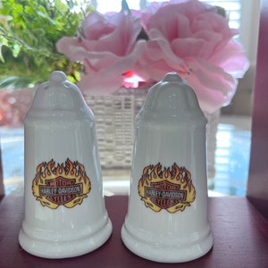 Harley Davidson Salt & Pepper Shakers Cute Collectible Gift (v2)