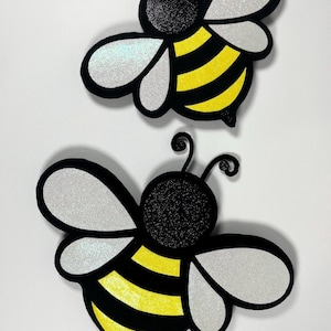 Set di 2 attacchi per ghirlande primaverili Bumblebee, ghirlanda decorativa in rete leggera gialla e nera Bumblebee di Wild Zinnias