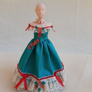 Dollhouse Miniatures 1/12 Scale Mannequin with Dress