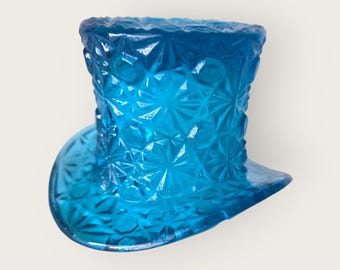 Fenton Colonial Blue Daisy and Button Top Hat Home Decor, Trinket Holder, 3&quot; Tall