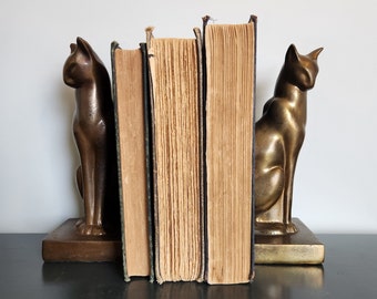 Cat Bookends Vintage Siamese Cat Bookends Cat Lovers Bookshelf Decor Solid Metal Cat Bookends Collectible Bookshelf Decor Animal Bookends