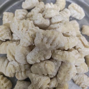 Gnocchi Italiaanse aardappelpasta Gnocchi Verse pasta met de hand gemaakt, zelfgemaakte Italiaanse gnocchi