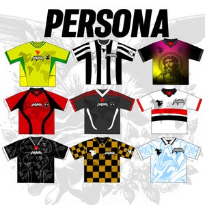 以下が含まれることがあります： 様々なデザインのサッカーユニフォームが9種類あります。ユニフォームは黒と白、赤と黒、黄緑、白と赤、黒とグレー、黒と白のチェック柄、薄い青に渦巻き模様です。各ユニフォームには「PERSONA」という文字が前面に印刷されています。