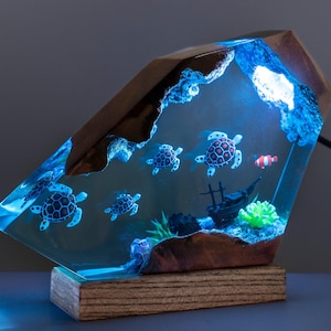 Sea Turtle Resin Ocean Lamp- Sea Creatures, Coral Beauty, Marine Life Glow, Unique Gift for Ocean Lovers, summer gift