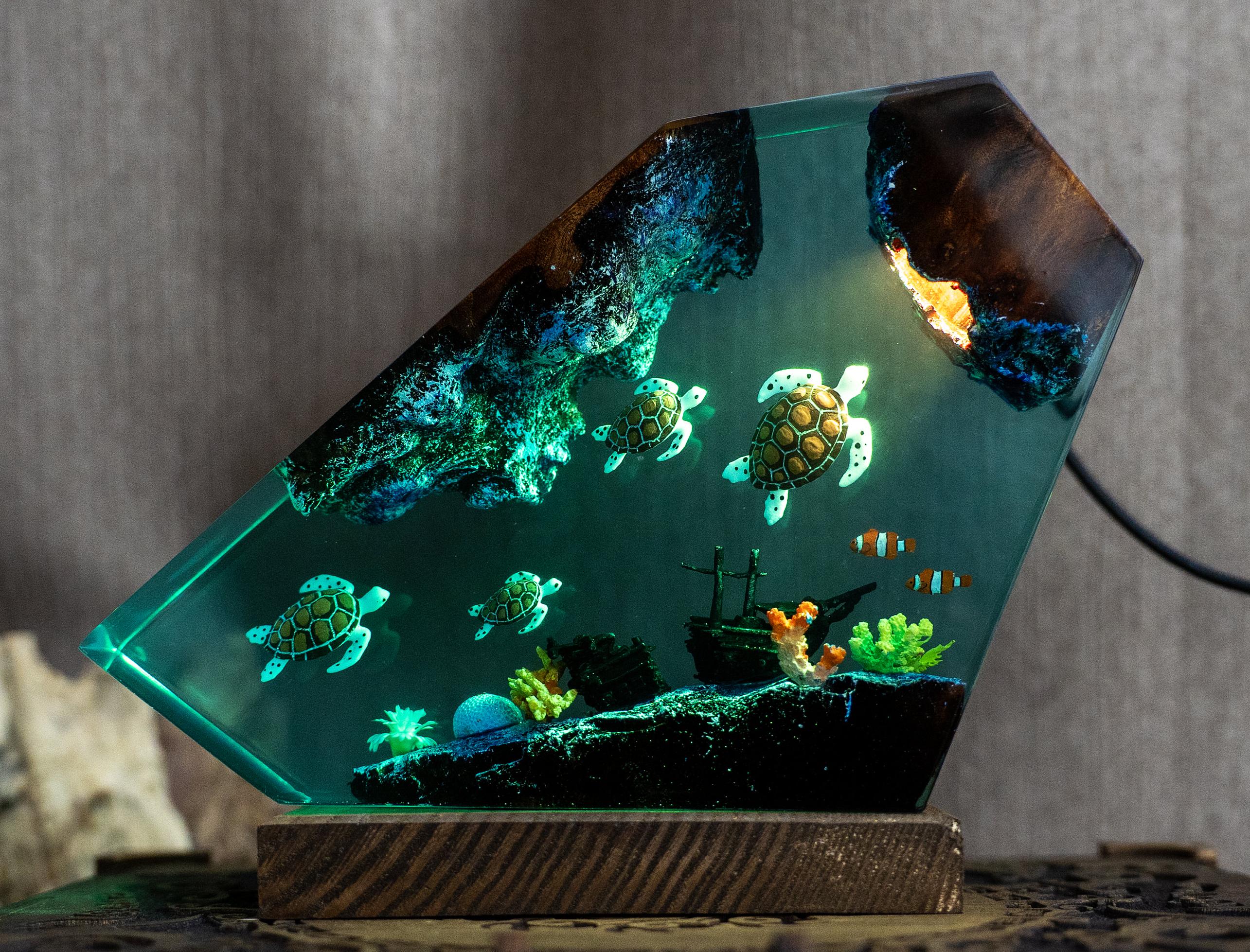 Octopus and Diver Epoxy Resin lamp, Turtle resin Lamp, unique ocean lamp for kids, home decor for kids, summer light