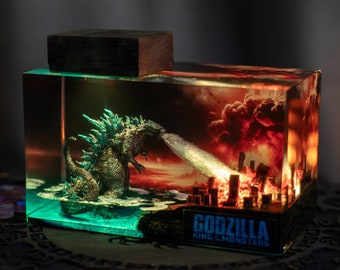 God.zilla monster resin light night - Diorama Monster-King’OT’Monsters, diorama resin epoxy, handmade gifts, home decoration