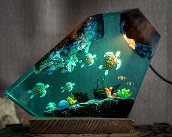 Turtles & Coral Epoxy Resin Night Light - Sea Creatures, Coral Beauty, Marine Life Glow; Unique Gift for Ocean Lovers