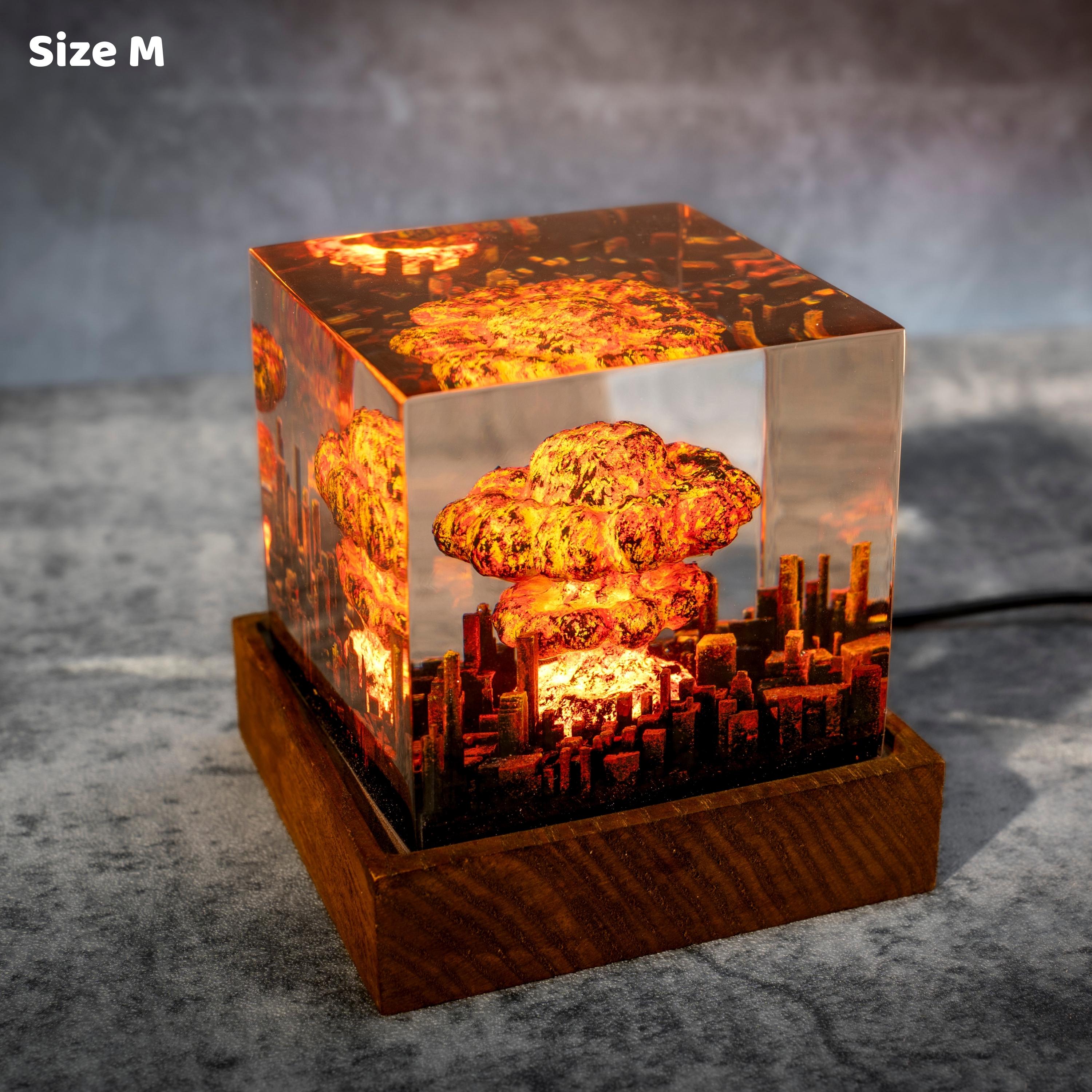 Explosion Bomb Resin Lamp Fallout 4 Nuke lamp,  Atomic bomb lamp diorama, Mushroom Cloud Lamp