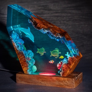 Dolphin, sea turtles & couple diver Resin lamp - Gift for Couple, Gift for her, wood resin, art decor lamp