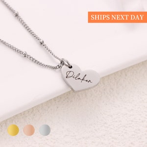 Collar de plata con corazón y letra, regalo personalizable para el día de la madre, collar personalizado para la familia, regalo para mujeres, collar grabado con inicial