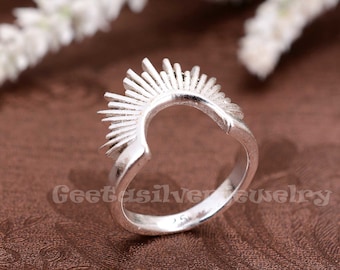 Silver Sun Ring: Celestial Spike Design, Minimalist Jewelry