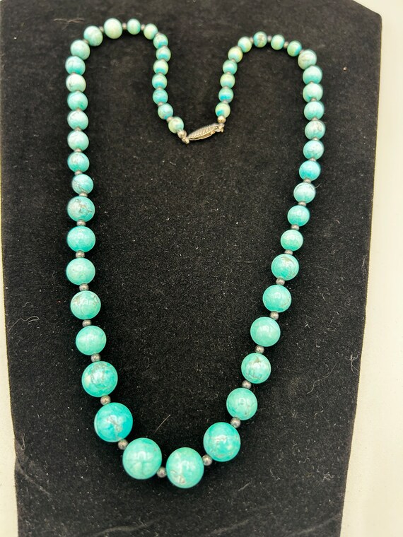 Turquoise Graduated Bead Necklace 24" - image 3