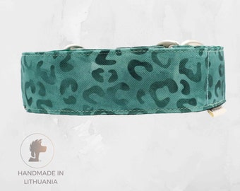Handmade dog collar in mint cheetah pattern, green puppy collar martingale, limited-slip dog collar, dog collar with buckle
