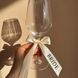 Personalisierte Namen zum Aufbügeln für Satinband | Hochzeit DIY Deko | Bride Groom Schleife | Hochzeitsglas Beschriftung | Bügelbild Name