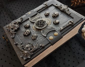 Livre des ombres épais lune occulte grimoire crâne gothique 8 x 6 pouces 600 pages