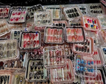 5 Sets Mystery Box Randomly wish Nails Surprise Box Press on Nails HandMade Gel Nails Glue Nails Resuable Premium Nails Fancy Event Nails