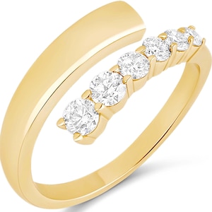 18k Gold Lab Diamond Bypass Ring: Minimalist Open Band