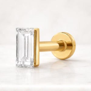 14K White Gold Emerald Lab Diamond Flatback Earring – Minimalist Dainty Stud Piercing
