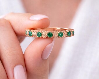 10k Gold Seashell Half Eternity Band Emerald Straight Wedding Band Unique Stackable Matching Ring Women Nature Inspired Ring