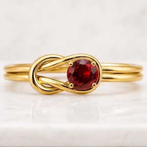 Bague noeud rubis 14 carats infinity bague bague de promesse ronde avec pierres précieuses rouges bague empilable minimaliste cadeau pour son anniversaire