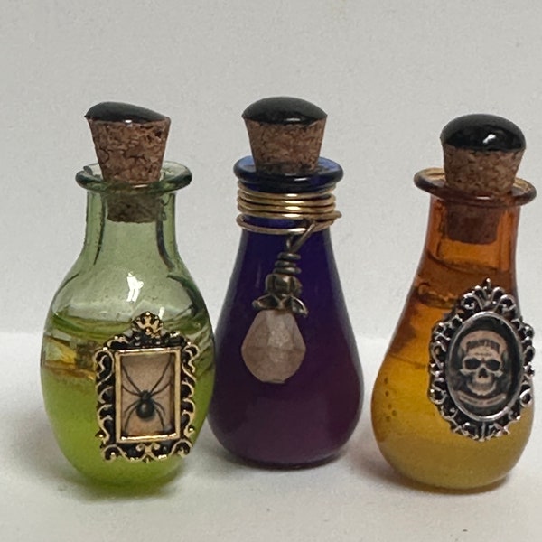Gothic dollhouse potion bottles miniature witch potion set 1:12 scale witches cottage mini witches accessories miniature witch magic spell