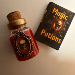 Gothic dollhouse potion bottle miniature witch set 1:12 scale witches cottage mini witches accessories elegant dollhouse witches spell book