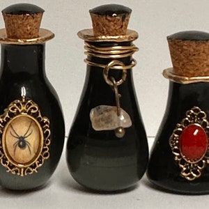 Gothic dollhouse potion bottles miniature witch potion set 1:12 scale witches cottage mini witches accessories miniature witch magic spell