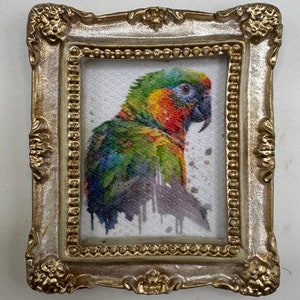 Dollhouse wall art miniature picture mini framed room box diorama  1:12 scale furniture doll decor miniature accessories dollhouse parrot