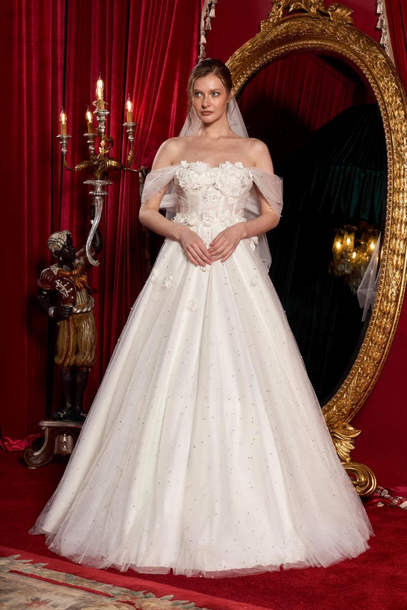 Pearl Embellished 3D Lace Wedding Dress | Shiny White Maxi Bridal Gown | Handmade Custom Wedding Dress for Ceremony