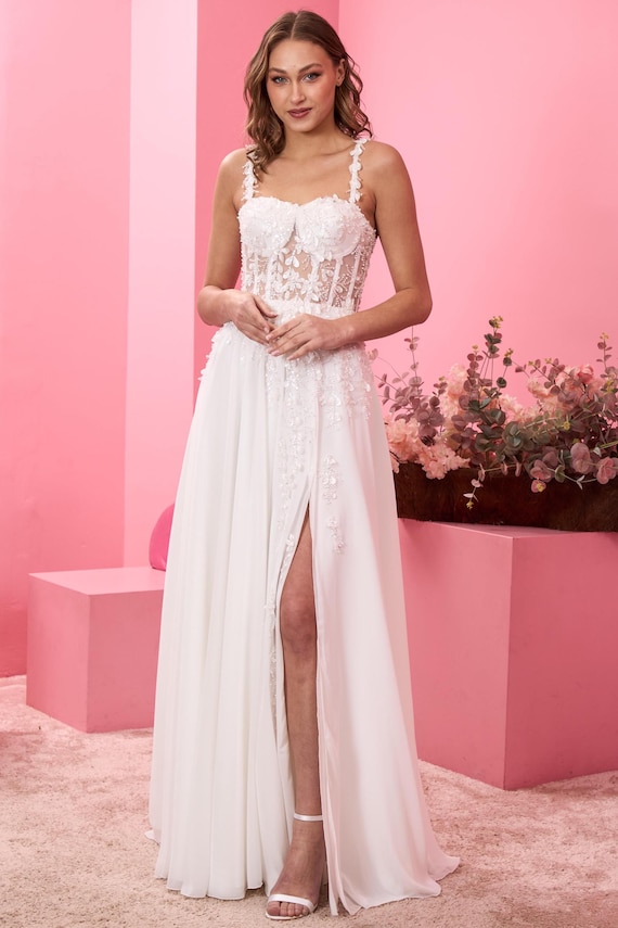 White Leaf Pattern Lace Detailed Spaghetti Strap Chiffon Maxi Dress – Bridal & Formal Gown
