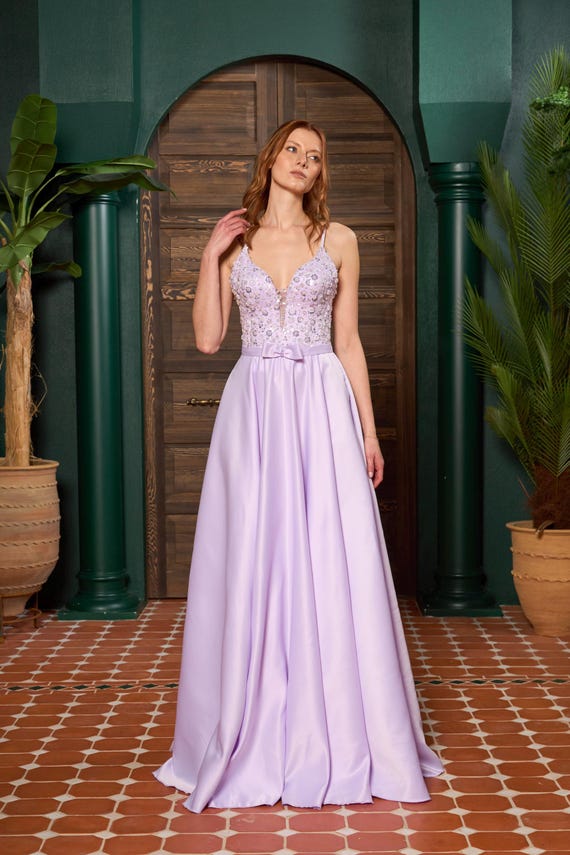 Lilac Satin Evening Gown with Embroidered Lace Overlay and Ribbon Belt – Handmade Formal Dress