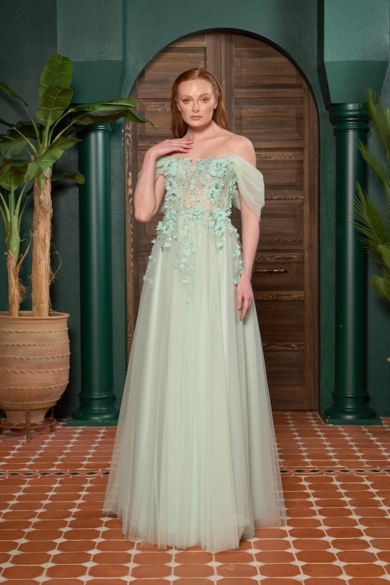 Mint Green 3D Lace Maxi Dress – Elegant Evening Gown for Weddings and Engagements