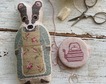 Clovis by Stacy Nash Designs - Animal Crackers British Series - Counted cross stitch pattern - Hard copy