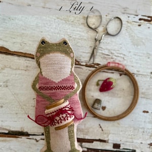 Lily by Stacy Nash Designs - Animal Crackers Series - Counted cross stitch pattern - Hard copy