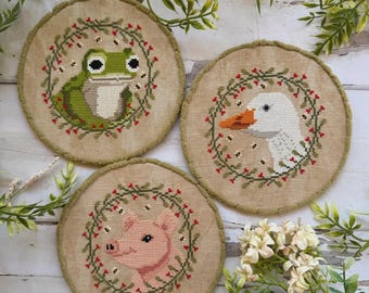Countryside Animal Trio 2025 by Puntini Puntini - Counted cross stitch pattern - Hard copy