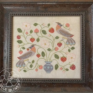Strawberry Bird van The Blue Flower - Geteld kruissteekpatroon - Gedrukt