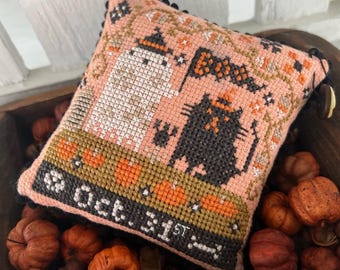 October 31st ~ Annie Beez Folk Art ~ Cross Stitch ~ Halloween