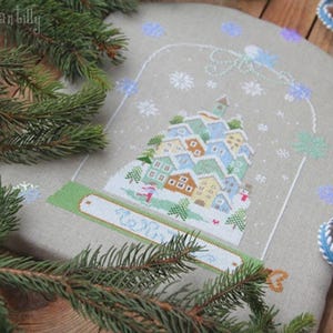 Winter Carillon by Madame Chantilly - Counted cross stitch pattern - Hard copy