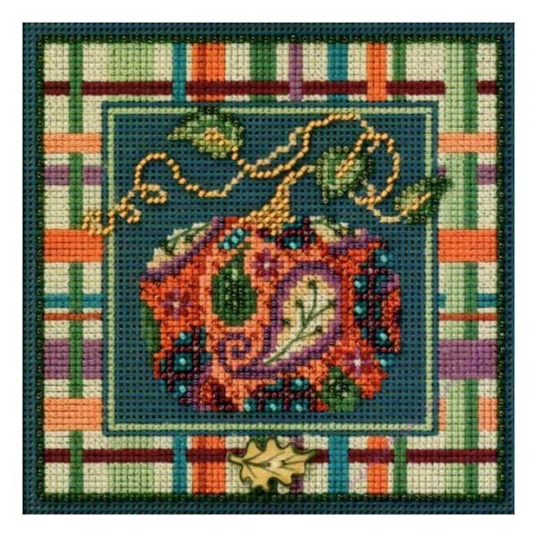 チ*❗様 ST WORKS ハイランダー 　5040シンキング 　ハンドメイドミ Paisley Pumpkin by Mill Hill - Beaded Cross Stitch Kit - Etsy