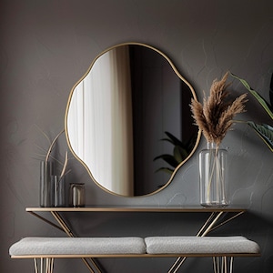 Minimalist Gold Wall Mirror with Wavy Frame for Entryway or Vanity – Elegant Modern Mirror for Living Room or Bedroom Decor