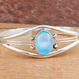 Aurora Opal Armring: Handgjorda justerbara silversmycken