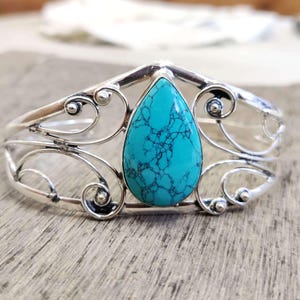 Brazalete de turquesa azul, brazalete de turquesa, brazalete hecho a mano, pulsera de turquesa, brazalete de piedras preciosas, brazalete ajustable, brazalete de regalo, brazalete de plata